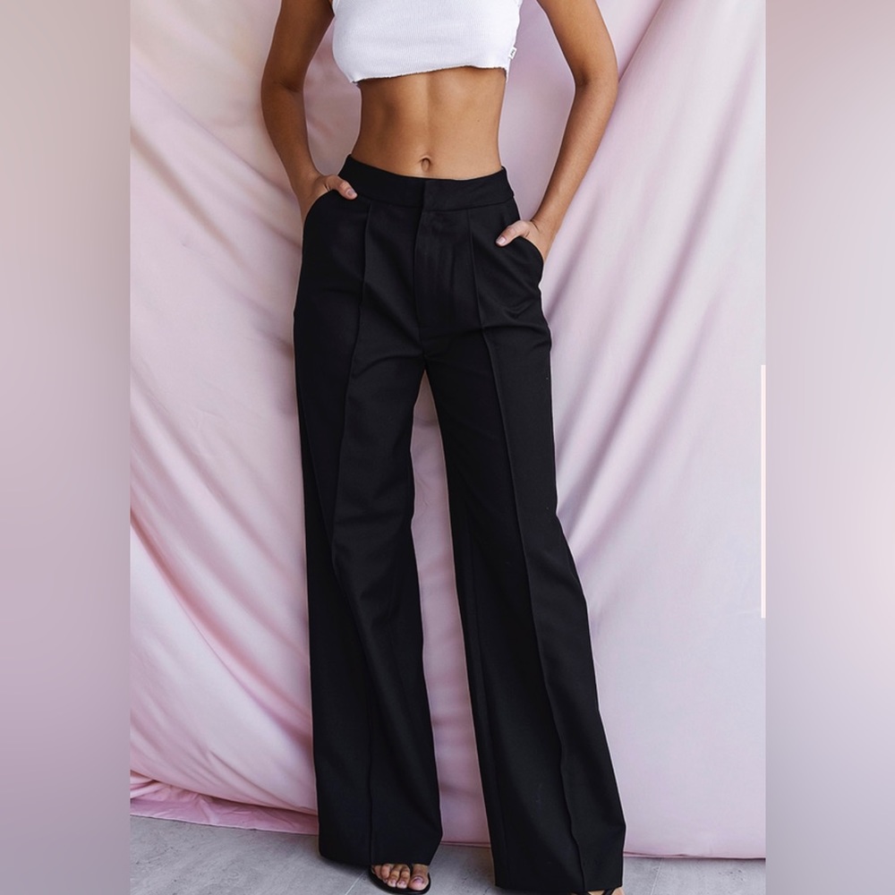 $149 House of CB Black Alivia Loose Fit Trousers XS